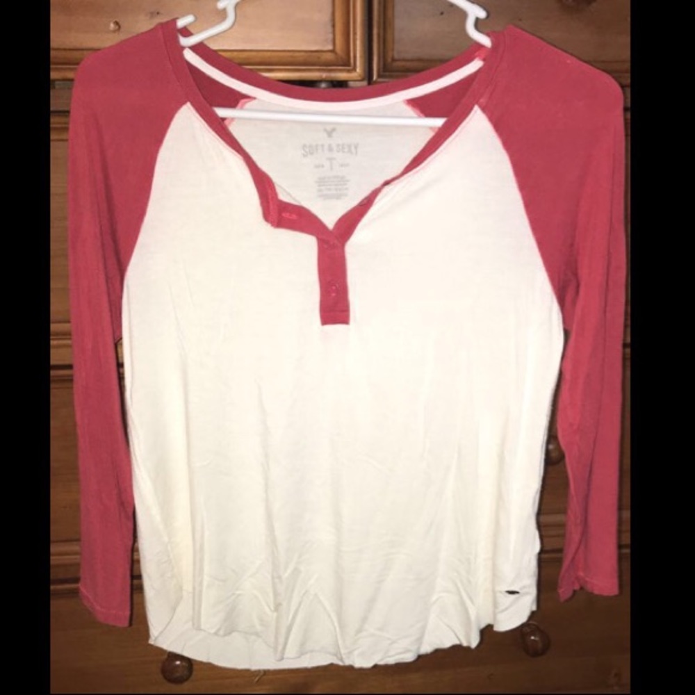 American Eagle baseball tee